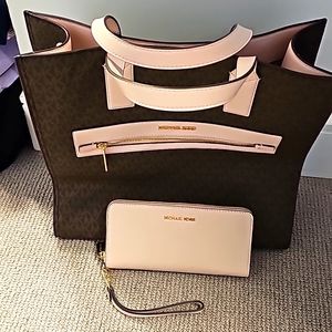 Michael kors large kenley tote and matching waller on brown and pink